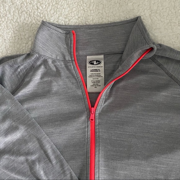 Active Wear Set - Picture 6 of 7